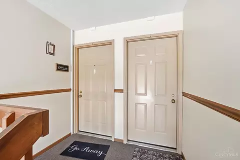 Entry Way - 3935 School Section Rd, Cheviot, OH 45211 photo 3 of 6