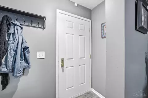 Entry Way - 3935 School Section Rd, Cheviot, OH 45211 photo 5 of 6