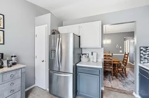 Kitchen - 3935 School Section Rd, Cheviot, OH 45211 photo 6 of 7