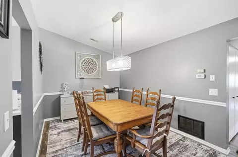 Dining - 3935 School Section Rd, Cheviot, OH 45211 photo 2 of 4