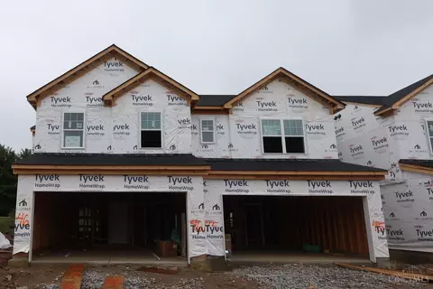 7244 Grandpoint Dr, West Chester, OH 45069