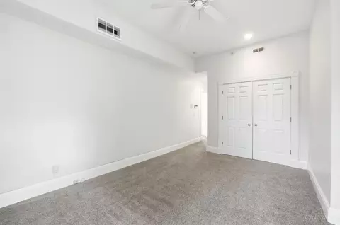 Bedroom - 2333 Upland Pl, Cincinnati, OH 45206 photo 2 of 20