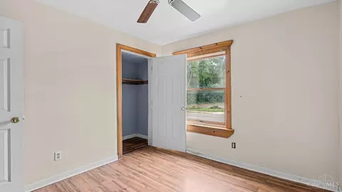 Bedroom - 6264 Simpson Ave, Cincinnati, OH 45224 photo 4 of 9