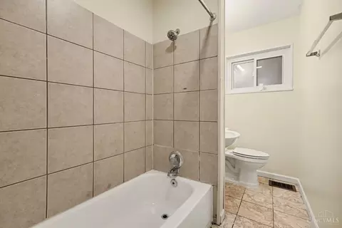 Bath - 8633 Daly Rd, Cincinnati, OH 45231 photo 1 of 2
