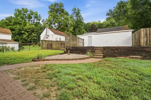 Exterior - 6184 Hillside Ave, Cincinnati, OH 45233 photo 18 of 22