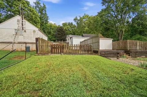 Exterior - 6184 Hillside Ave, Cincinnati, OH 45233 photo 17 of 22