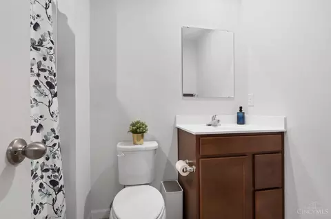 Bath - 6210 Molly Joy Ct, Morrow, OH 45152 photo 2 of 2