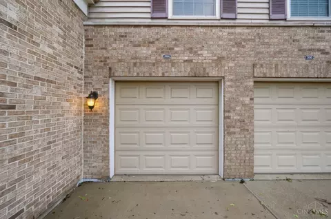 Exterior - 7464 Bridge Point Dr, Cincinnati, OH 45248 photo 4 of 9