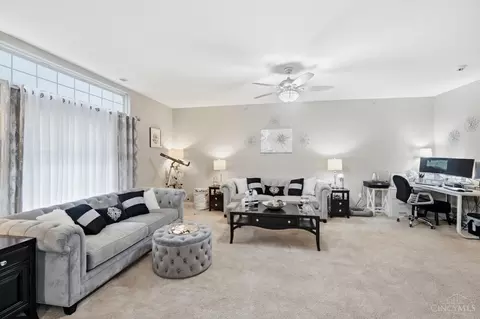 Living - 7464 Bridge Point Dr, Cincinnati, OH 45248 photo 3 of 5