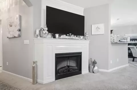 Living - 7464 Bridge Point Dr, Cincinnati, OH 45248 photo 5 of 5