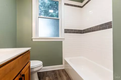 Bath - 4313 Beech Hill Ave, Cincinnati, OH 45233 photo 3 of 3