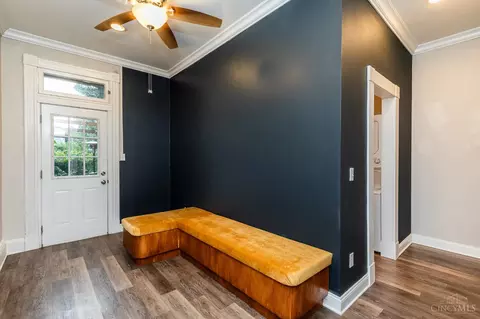 Entry Way - 4313 Beech Hill Ave, Cincinnati, OH 45233 photo 1 of 4