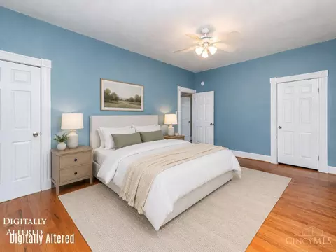 Bedroom - 4313 Beech Hill Ave, Cincinnati, OH 45233 photo 2 of 5
