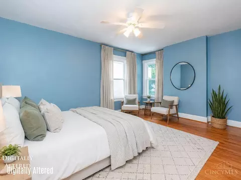 Bedroom - 4313 Beech Hill Ave, Cincinnati, OH 45233 photo 1 of 5