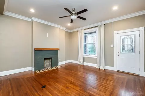 Living - 4313 Beech Hill Ave, Cincinnati, OH 45233 photo 5 of 5