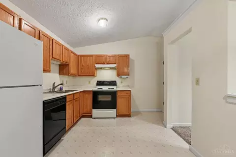 Kitchen - 4482 Mayhew Ave, Cincinnati, OH 45238 photo 1 of 2