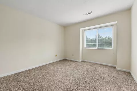 Bedroom - 4482 Mayhew Ave, Cincinnati, OH 45238 photo 3 of 5