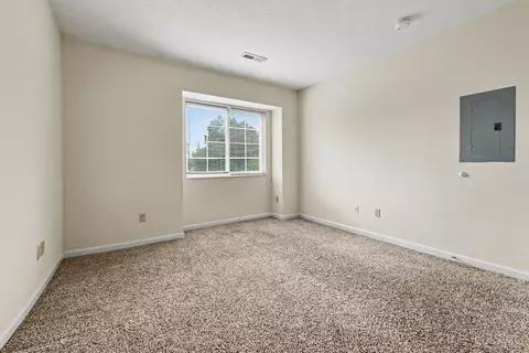 Bedroom - 4482 Mayhew Ave, Cincinnati, OH 45238 photo 5 of 5