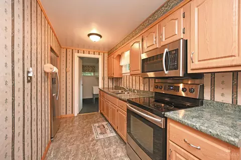 Kitchen - 1127 Flick Ln, Batavia, OH 45103 photo 1 of 3