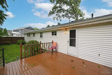 Exterior - 1127 Flick Ln, Batavia, OH 45103 photo 4 of 10