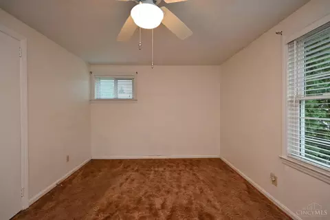 Bedroom - 1127 Flick Ln, Batavia, OH 45103 photo 2 of 12