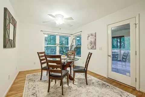 Dining - 4801 Forest Meadows Ct, Cincinnati, OH 45244 photo 4 of 5