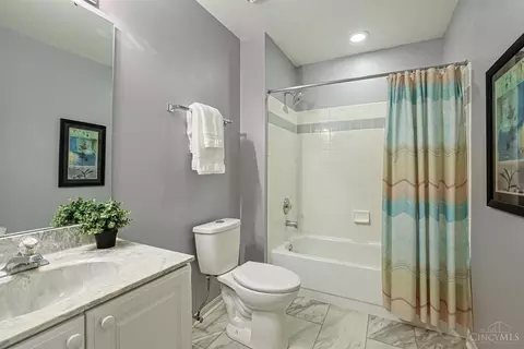 Bath - 4801 Forest Meadows Ct, Cincinnati, OH 45244 photo 5 of 5