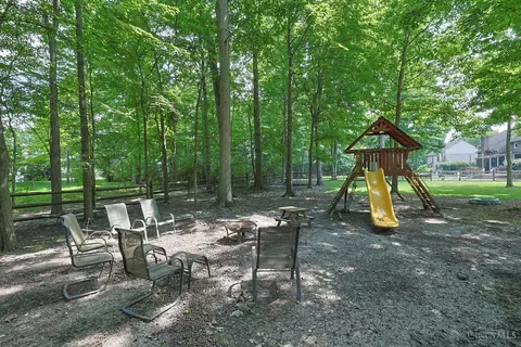 Exterior - 4801 Forest Meadows Ct, Cincinnati, OH 45244 photo 11 of 14