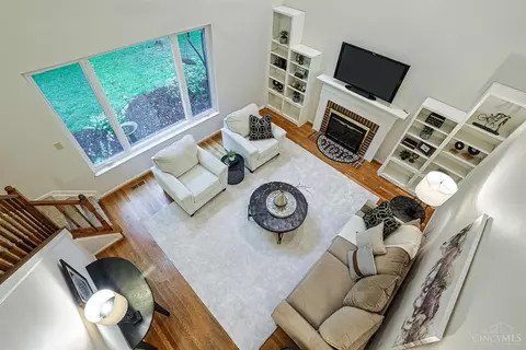 Living - 4801 Forest Meadows Ct, Cincinnati, OH 45244 photo 3 of 3