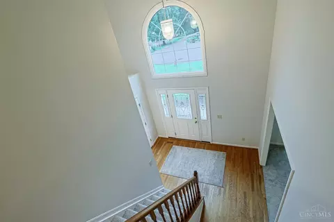 Entry Way - 4801 Forest Meadows Ct, Cincinnati, OH 45244 photo 2 of 5