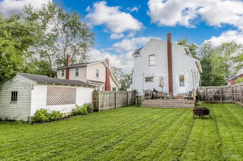 Exterior - 1636 Mears Ave, Cincinnati, OH 45230 photo 6 of 9