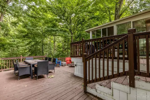 Exterior - 6320 Stirrup Rd, Cincinnati, OH 45244 photo 7 of 12