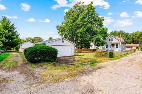 Exterior - 7424 Joseph St, Mount Healthy, OH 45231 photo 8 of 10