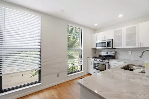 Kitchen - 1008 John St, Cincinnati, OH 45203 photo 1 of 3