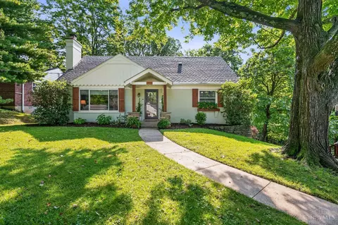 1738 Bloomingdale Ave, Cincinnati, OH 45230