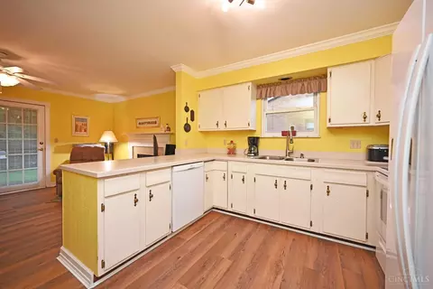 Kitchen - 1925 Fullerton Dr, Cincinnati, OH 45240 photo 1 of 5