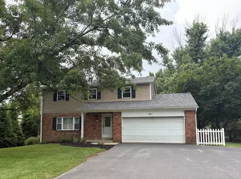 7975 Pfeiffer Rd, Montgomery, OH 45242