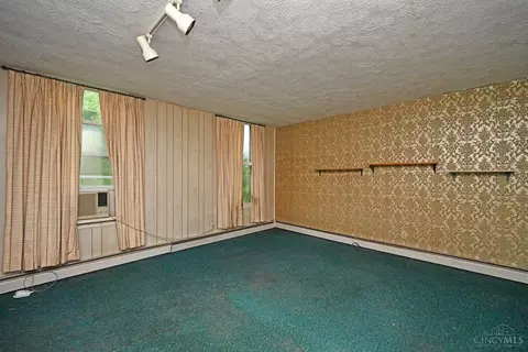Other - 1621 Raglan St, Cincinnati, OH 45230 photo 2 of 7
