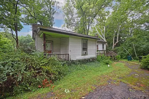 Exterior - 1621 Raglan St, Cincinnati, OH 45230 photo 2 of 8