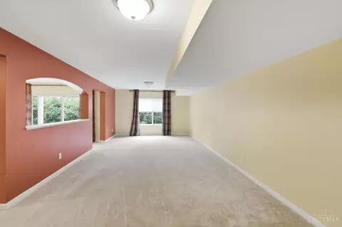 Living - 7886 Bridge Point Dr, Cincinnati, OH 45248 photo 12 of 12