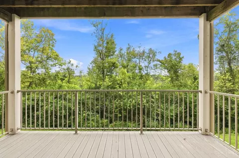 Exterior - 7886 Bridge Point Dr, Cincinnati, OH 45248 photo 4 of 8