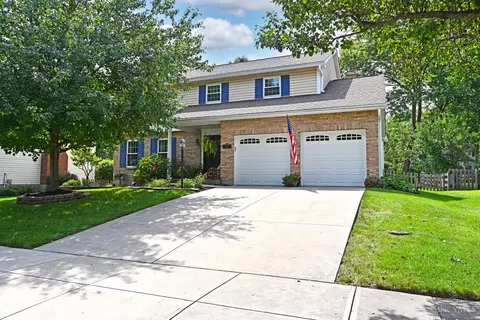 2075 Trailwood Dr, Cincinnati, OH 45230