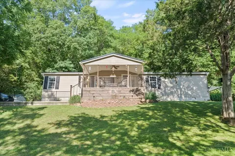 346 Bear Creek Rd, Felicity, OH 45120