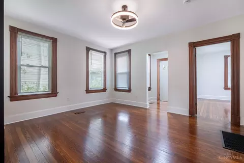 Living - 2728 Silverleaf Ave, Cincinnati, OH 45212 photo 2 of 2