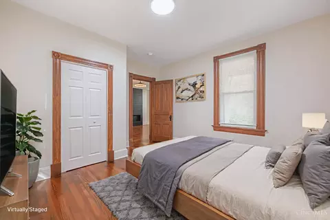 Bedroom - 2728 Silverleaf Ave, Cincinnati, OH 45212 photo 2 of 8