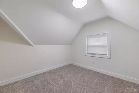 Bedroom - 2728 Silverleaf Ave, Cincinnati, OH 45212 photo 6 of 8