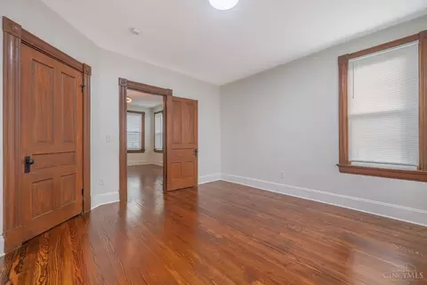 Bedroom - 2728 Silverleaf Ave, Cincinnati, OH 45212 photo 5 of 8