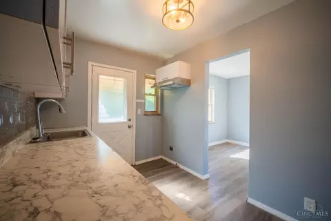 Entry Way - 6765 Richard Ave, Cincinnati, OH 45224 photo 1 of 1