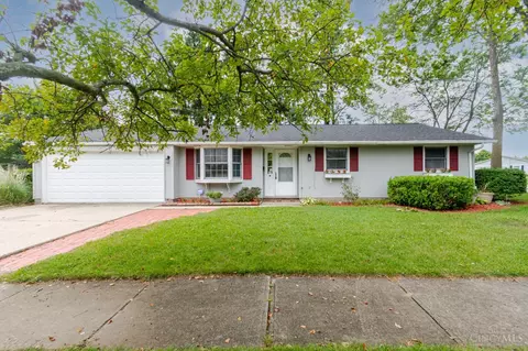 307 Flanders Ave, Brookville, OH 45309