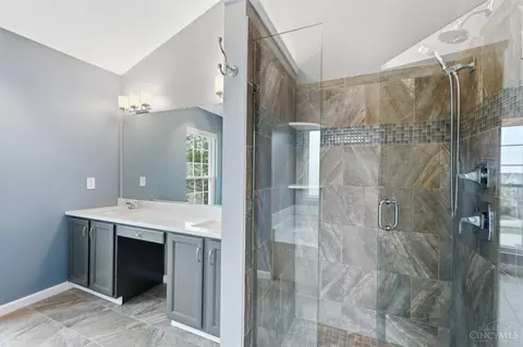 Bath - 12100 Deer Chase Dr, Cincinnati, OH 45240 photo 1 of 5